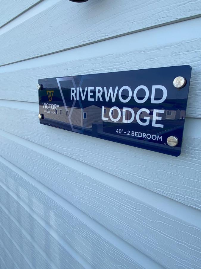 Riverwood Lodge New Quay Esterno foto